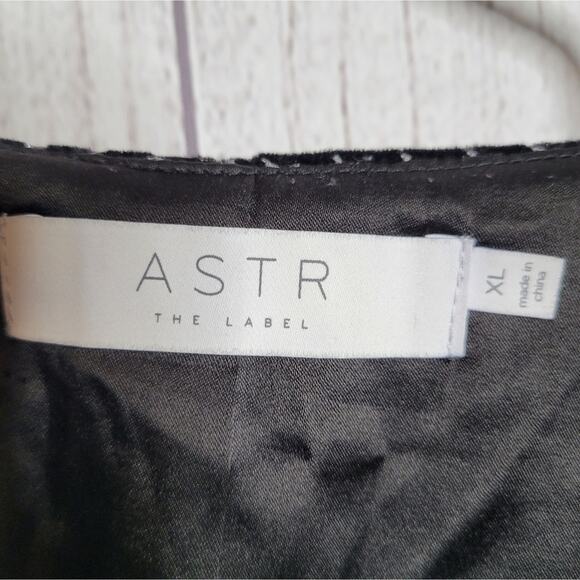 ASTR The Label Black Velvet & Silver Career Corporate Blazer Dress, size XL - Picture 7 of 7